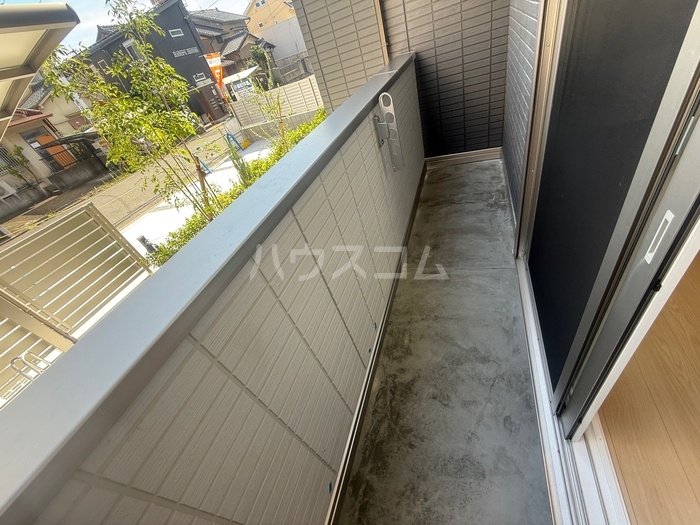 17/30 バルコニー