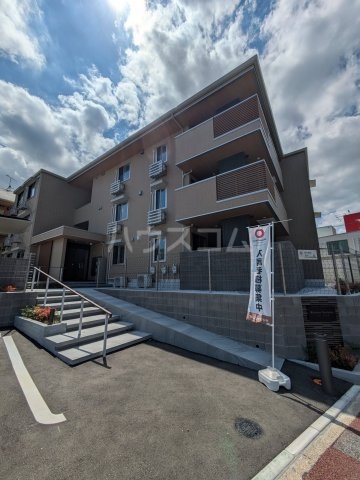 リトルノナチカの外観