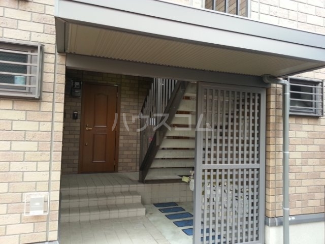 19/29 エントランス