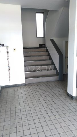 15/17 エントランス