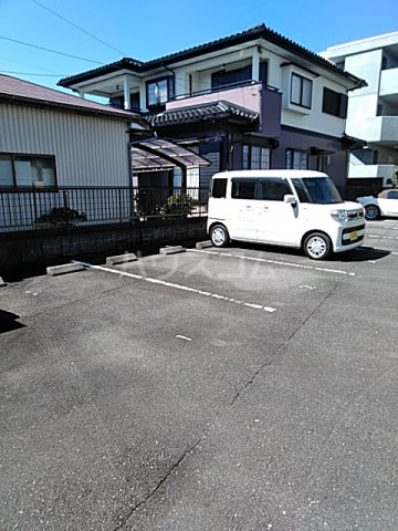 22/30 駐車場