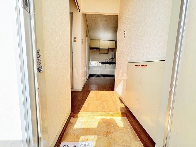 13/30 玄関