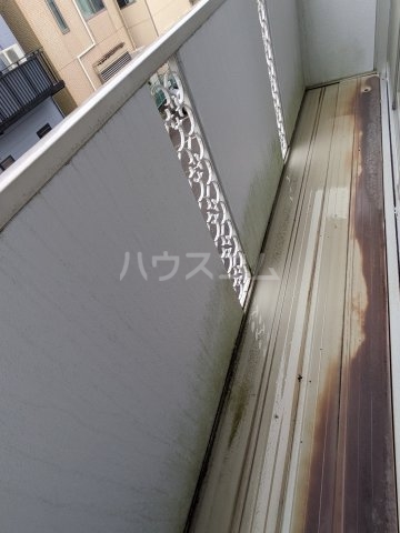 15/22 バルコニー