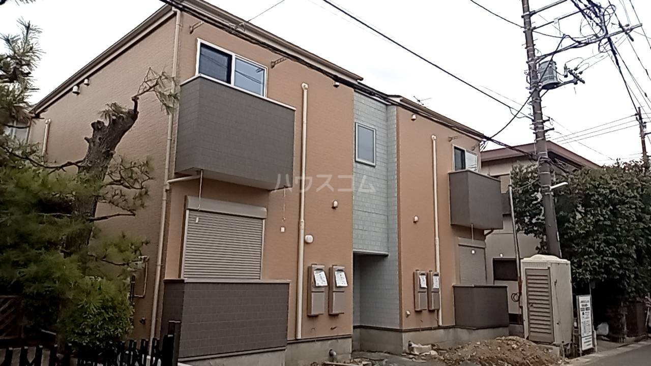 シャルマン指扇の外観