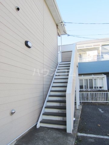 20/30 エントランス