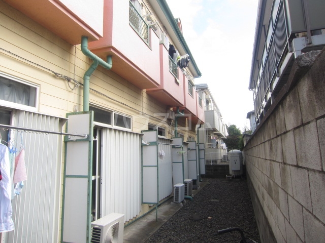 2/4 エントランス
