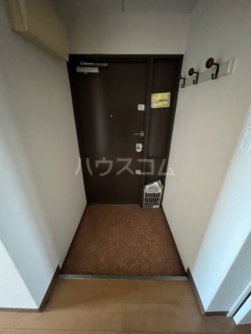 13/30 玄関