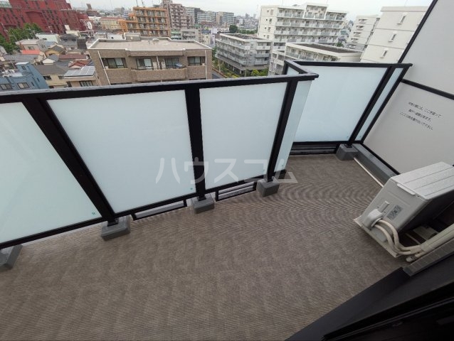 21/30 バルコニー