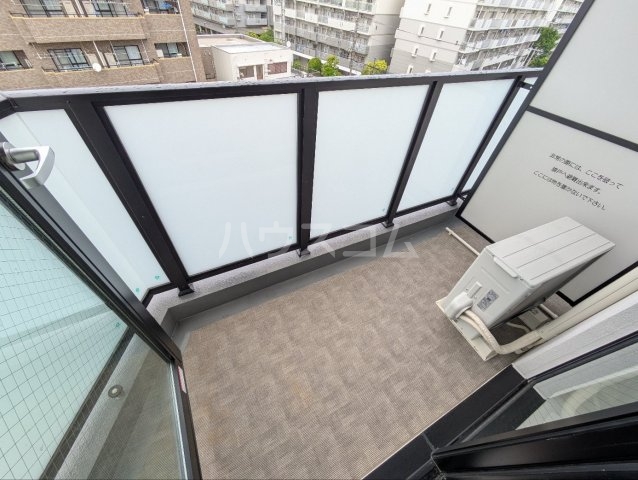 21/30 バルコニー