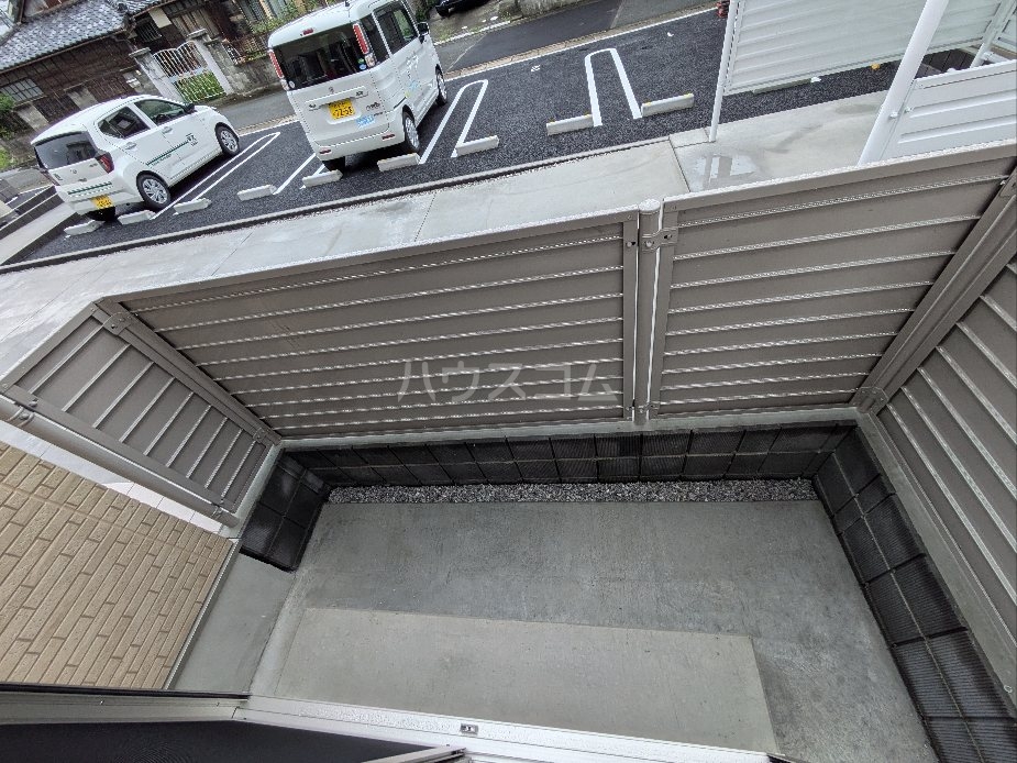 18/30 バルコニー