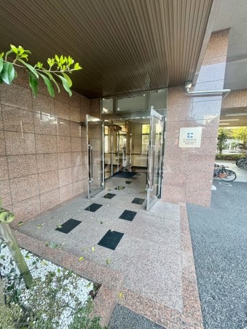 15/25 エントランス