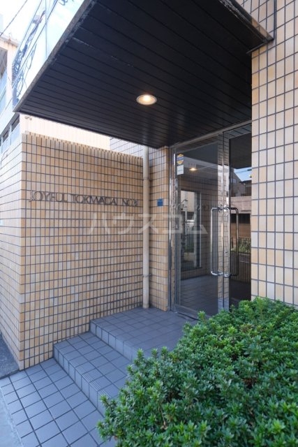 7/11 エントランス