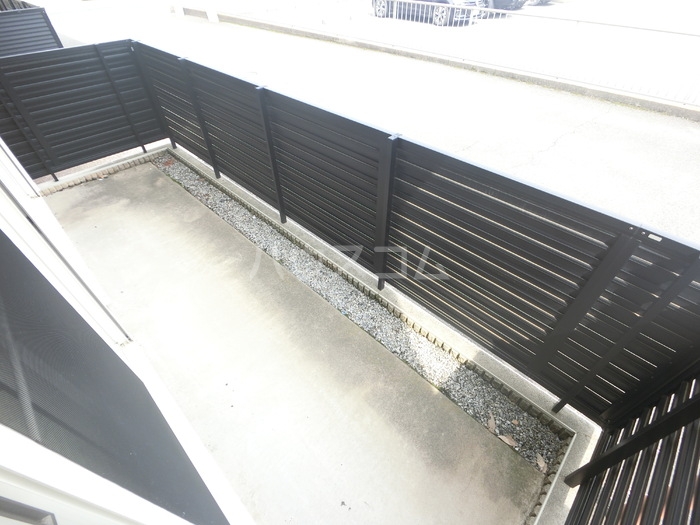 19/30 バルコニー