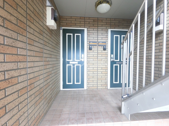 25/30 エントランス