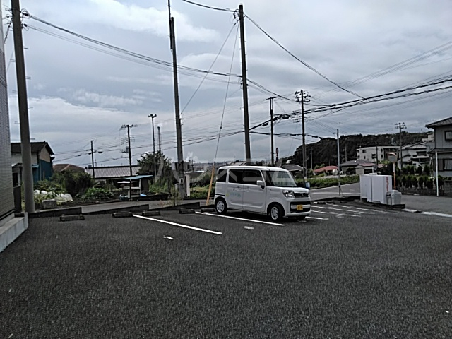 2/6 駐車場