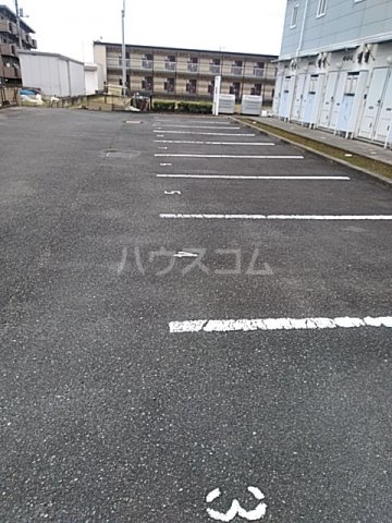 23/25 駐車場