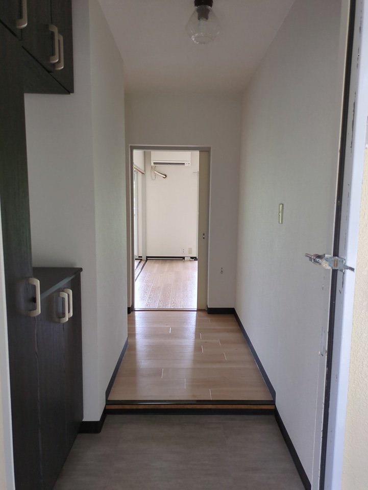 22/26 エントランス