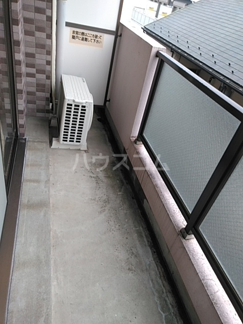 23/30 バルコニー