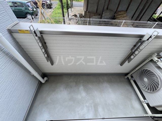 13/18 バルコニー