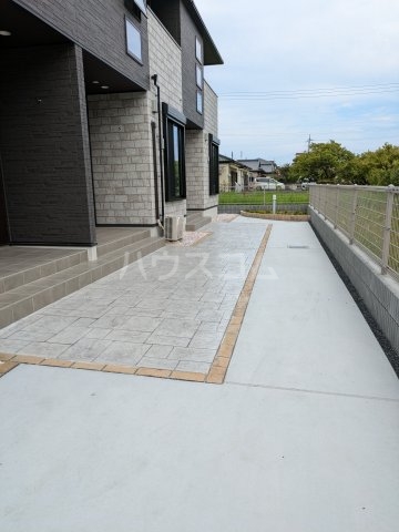 2/4 エントランス