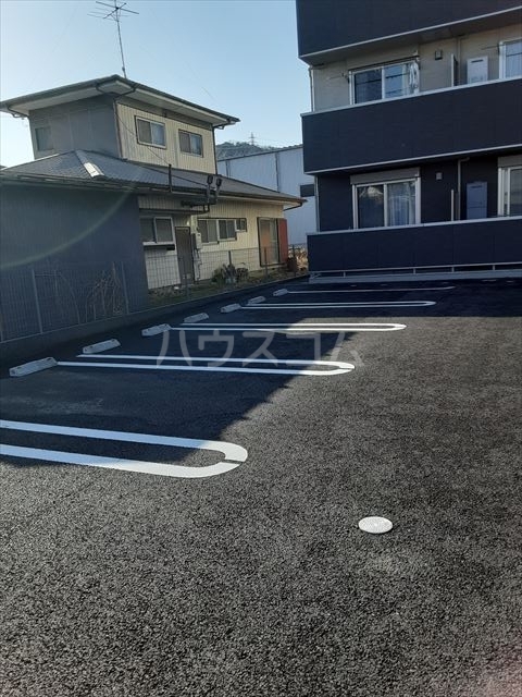 22/30 駐車場