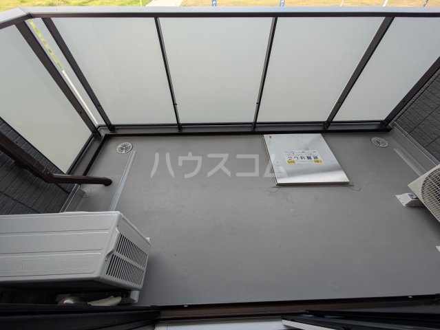 19/28 バルコニー