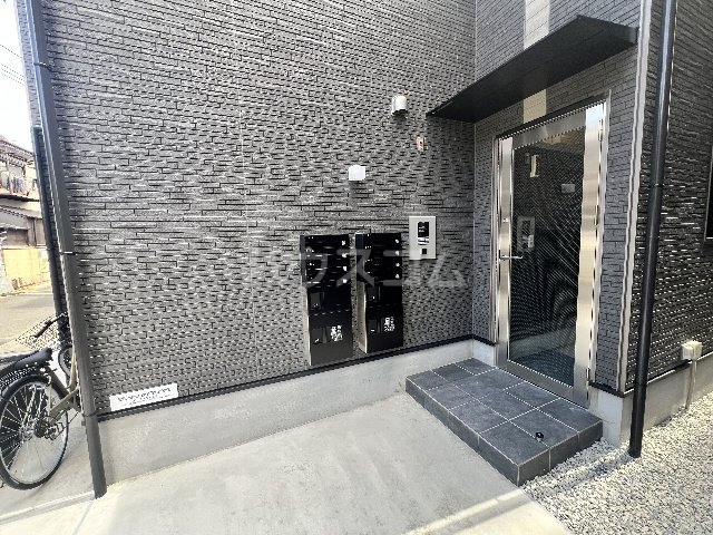 29/30 エントランス