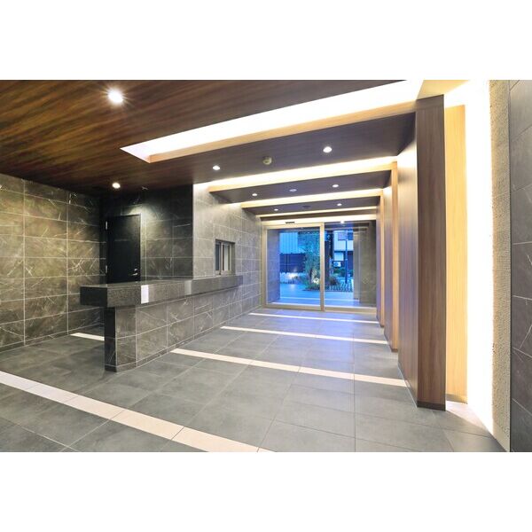 15/24 エントランス