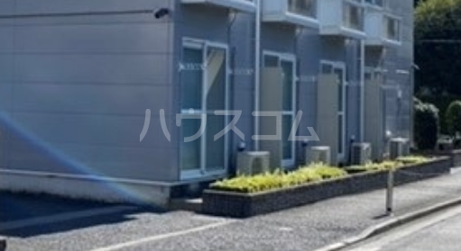 16/17 エントランス