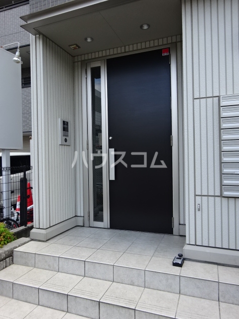 29/30 エントランス