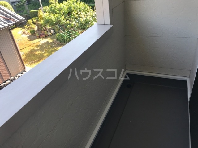 19/25 バルコニー