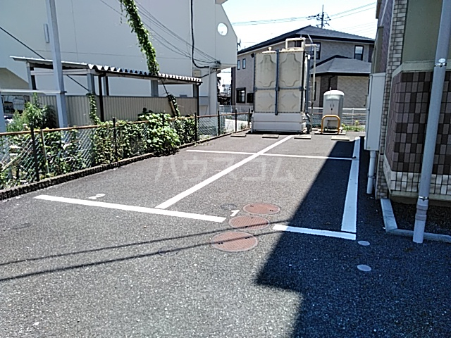 21/27 駐車場