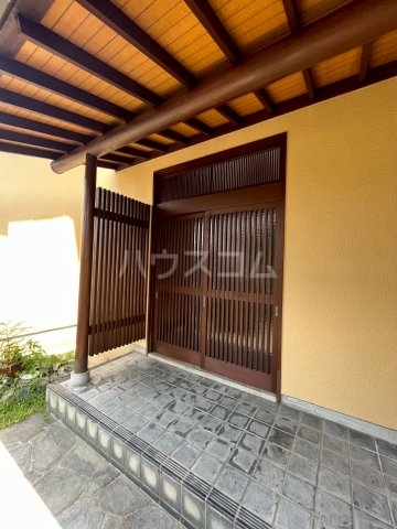 2/4 エントランス