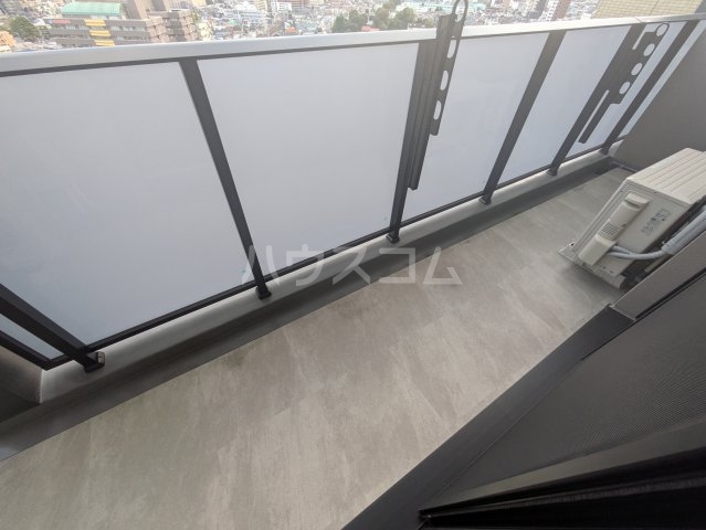 19/30 バルコニー