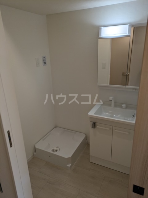 13/30 洗面