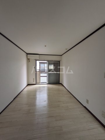 3/17 リビング/ダイニング