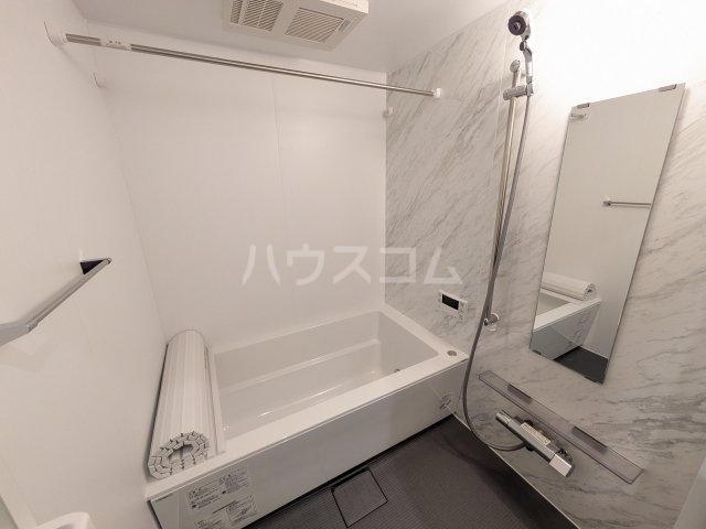 16/30 浴室