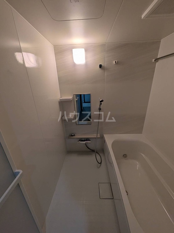 14/30 浴室