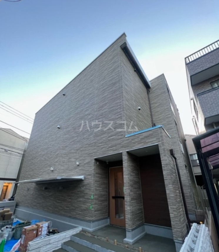 2/30 外観