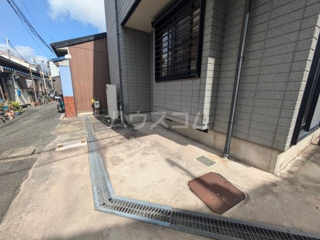 28/30 駐車場