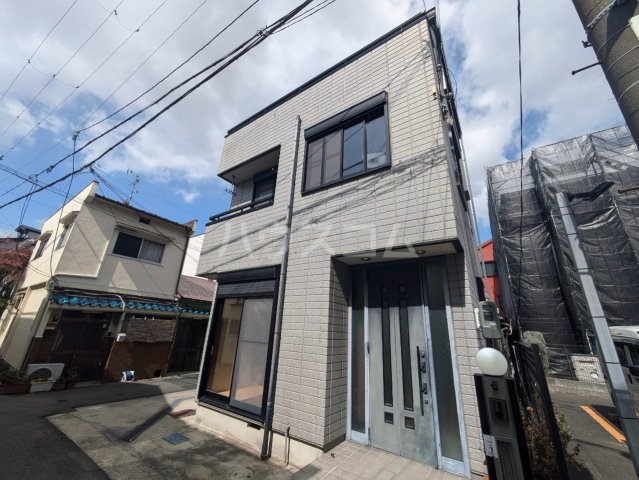 2/30 外観