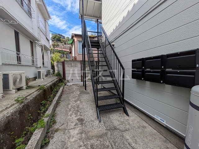 14/22 エントランス