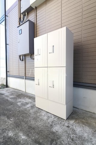 17/19 エントランス