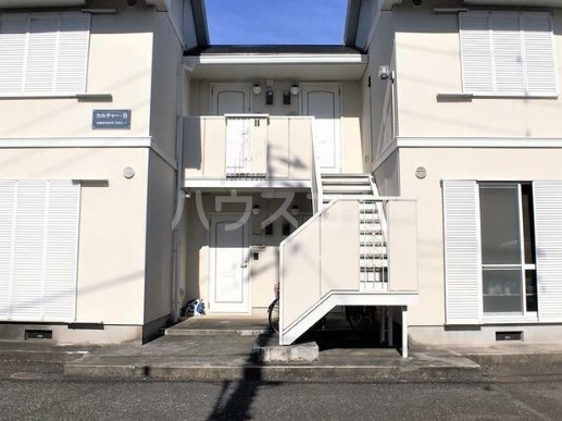 16/26 エントランス