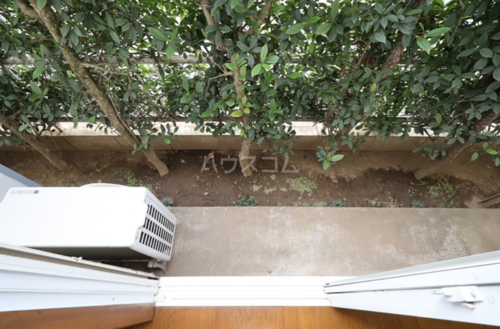 23/30 バルコニー