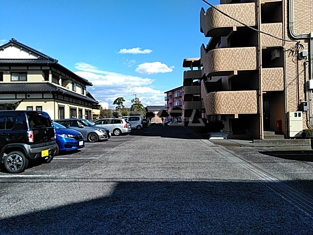22/29 駐車場