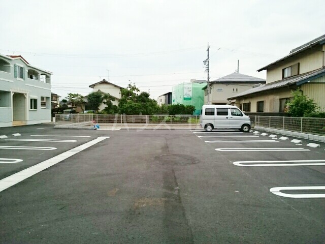14/22 駐車場
