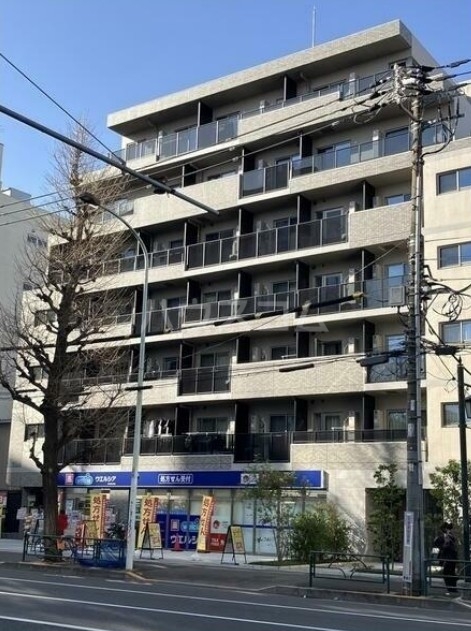 25/30 エントランス