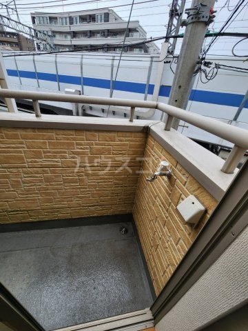 16/23 バルコニー
