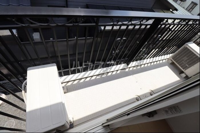 13/30 バルコニー